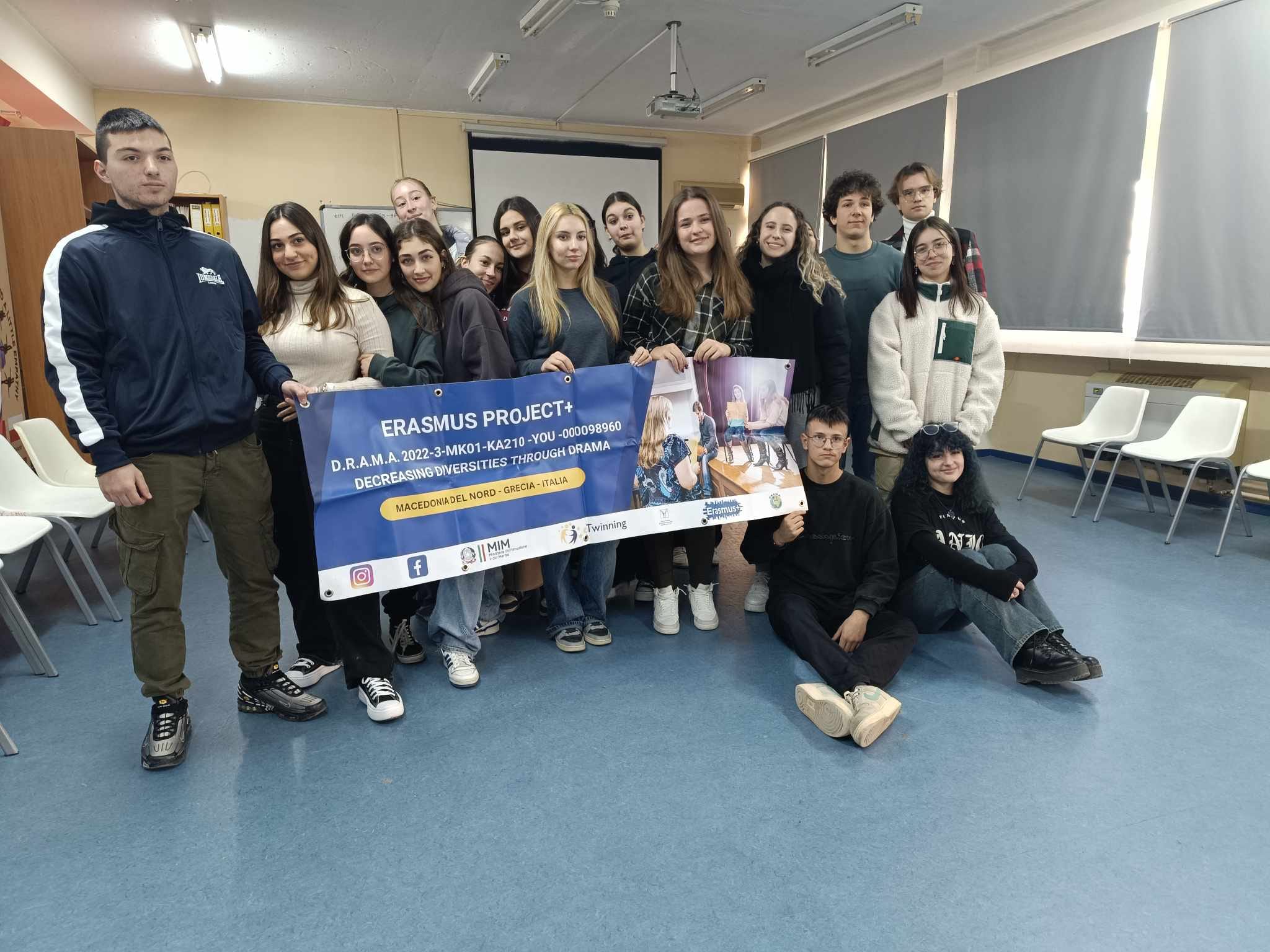 Еразмус+ KA210 – Да ги надминеме различностите преку театар (Мобилност Волос) - слика 5